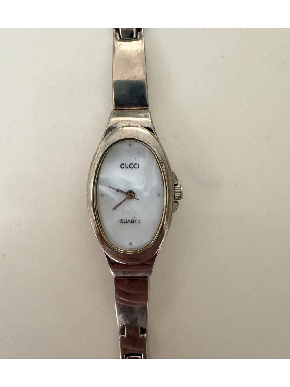 Gucci Silver Vintage Watch with White Dial